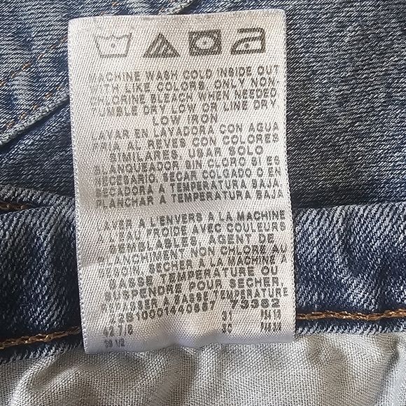 Wrangler Mens Jeans 38 X 30 Relaxed Fit Comfort Blue Distressed Straight Leg - Picture 10 of 12